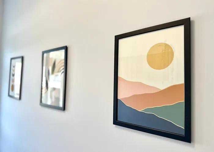 Mmrent Geometry Room